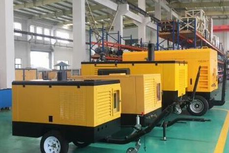 上海國(guó)廈螺桿空壓機(jī)的特點(diǎn)和具體分類 活塞便做往復(fù)運(yùn)動(dòng)